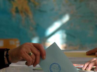 Δύσκολοι καιροί για...εκλογές! Με ζέστη ...