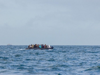 Μυτιλήνη: Διάσωση 17 ναυαγών μεταναστών ...