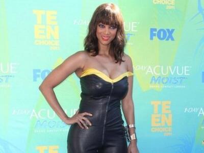 Η Tyra Banks συνεχίζει να απογοητεύει με...