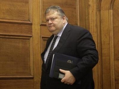 Θερμό επεισόδιο μεταξύ Βενιζέλου και Τσό...