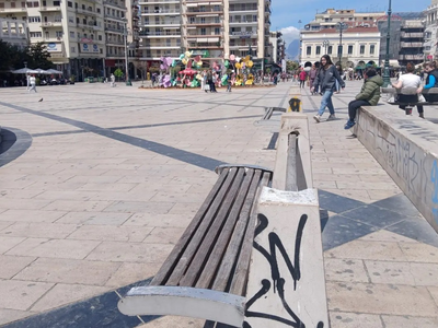 Πάτρα: 54χρονος κατέρρευσε στην πλατεία Γεωργίου