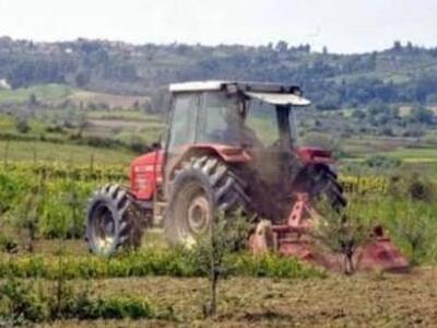 Αγρότης καταπλακώθηκε από τρακτέρ