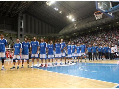Αλαλούμ με τον όμιλο της εθνικής στο Ευρ...