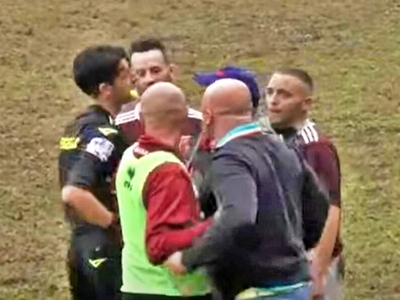 Προπονητής έριξε μπουνιά στον διαιτητή γ...