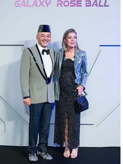 Christian Louboutin και Καρολίνα (με Cha...