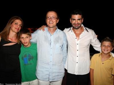 Δείτε στιγμιότυπα από τη συναυλία της Πα...