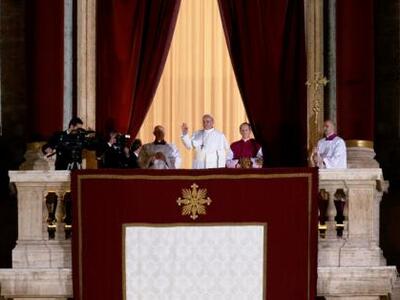 Ποιος είναι ο νέος Πάπας Φραγκίσκος - Έγ...