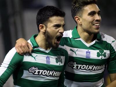 Ποδόσφαιρο: Με το ένα πόδι στα ημιτελικά...