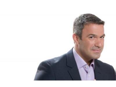 Καλεσμένος σε γάμο στο Αίγιο απόψε ο Σπύ...