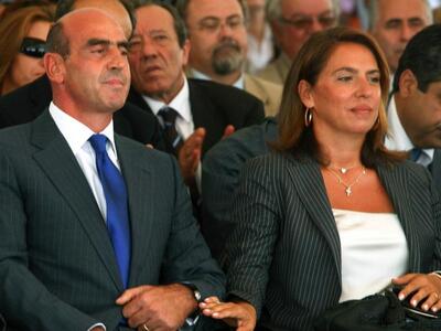 Ο Βουλγαράκης καλύπτεται από τον Καραμαν...