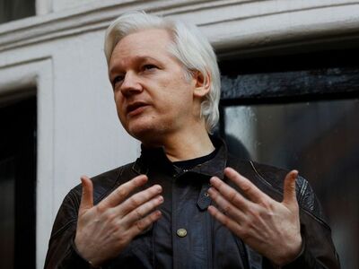 Wikileaks: Η σύζυγος Τζουλιάν Ασάνζ καλε...