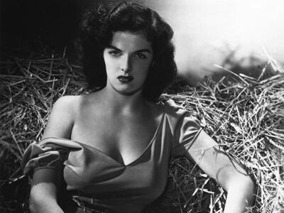 Πέθανε η διάσημη "μελαχρινή" τ...