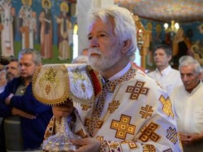 Ο π.Γερασιμάγγελος Στανίτσας αποχαιρετά ...