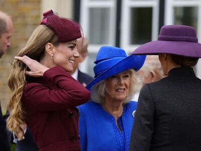 Το διακριτικό νεύμα της Καμίλα στην Κέιτ...