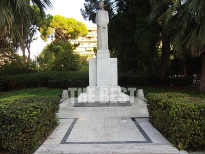 Στις 10 Σεπτεμβρίου 2011, χωρίς βία, αλλά για πρώτη φορά με τα σημάδια της βίας πάνω του