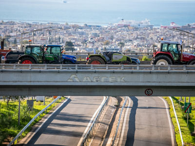 Αγρότες- 50 ημέρες κινητοποιήσεων και συ...