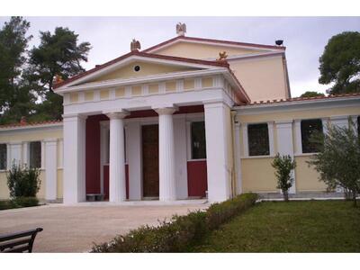 Δείτε Εκθέματα του Μουσείου των Αρχαίων ...