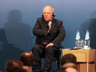 Σόιμπλε: Αν η Ελλάδα διαλέξει άλλη κατεύ...