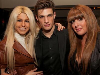 Μαργαρίτα Ξανθάκη, Στέλιος Νιάκαρης, Βάσω