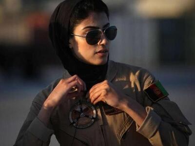 Η ωραιότερη πιλότος στον κόσμο είναι Αφγανή - ΦΩΤΟ