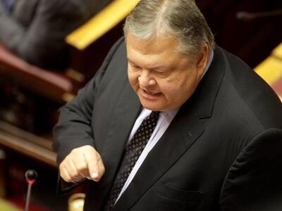 Βενιζέλος: Θα ήταν τραγικό να πάμε σε μι...
