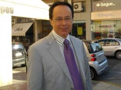 Ποιός ήταν ο Κώστας Ρεσβάνης - Συγκλονίζ...