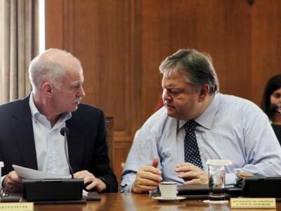 Προσπάθεια Βενιζέλου να ρίξει τους τόνου...