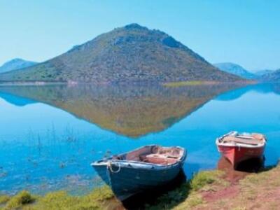 Αγνοείται 18χρονος που έπεσε σε λίμνη!