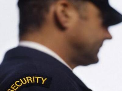 Οι τράπεζες προσέλαβαν σεκιούριτι!