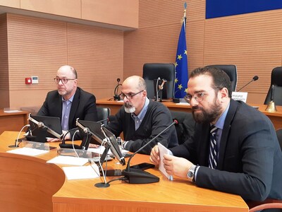 Περιφέρεια: Ενημέρωση των παρατάξεων για...