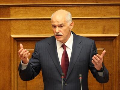 Τον ψήφισαν για να παραιτηθεί! Πάει για ...