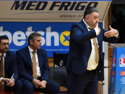 Γιατράς: «Να πάρουμε το Κύπελλο και να π...