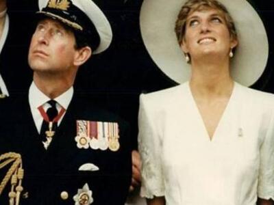 Έξαλλος ο Κάρολος με βιβλίο που αναφέρει...