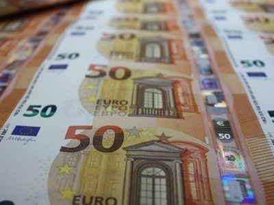 Εφάπαξ 1.000 ευρώ ανά άνεργο πρώην εργαζ...