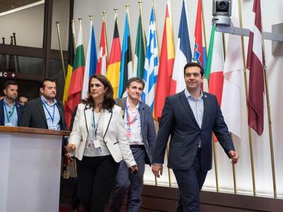 Ένας κουρασμένος ...Πρωθυπουργός, μια τα...