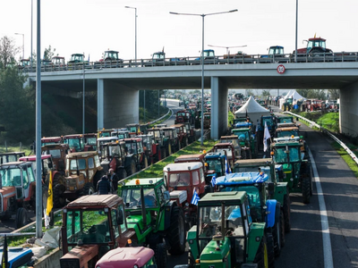 Νέα μπλόκα από τους αγρότες ως απάντηση ...