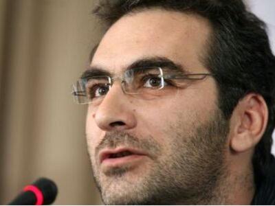 Δ. Κοντόπουλος: "Χαμογέλα και περίμ...