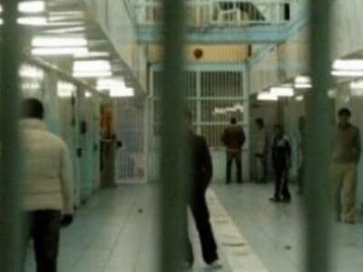 Κρατούμενος στις φυλακές Δομοκού κατάπιε ξυραφάκια