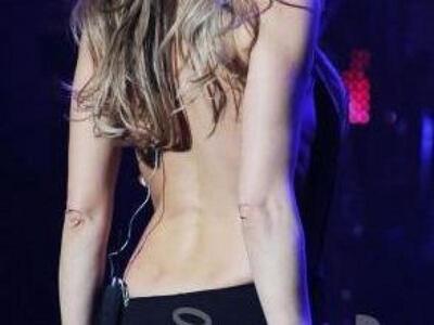 Κοίτα πλάτη η Δέσποινα Βανδή!