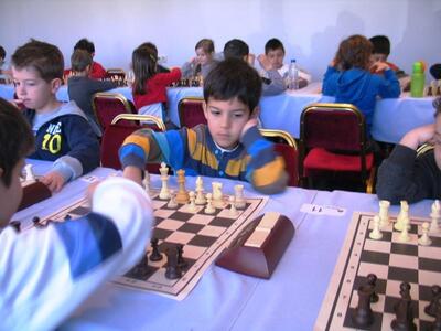 Πεντάχρονος Αιγιώτης φαινόμενο στο σκάκι