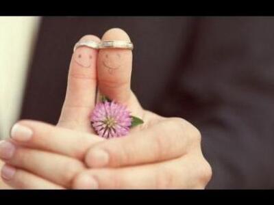 Γαμήλια ήθη και έθιμα που δεν περνούν απ...