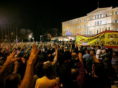 Το κίνημα των Αγανακτισμένων φοβίζει και...