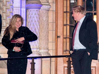 Η 30χρονη Κάρι Σίμοντς με τον πρώην υπου...