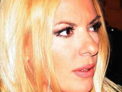 Έτσι είναι η Αννίτα Πάνια χωρίς ίχνος μα...