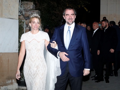 Παντρεύτηκαν ο Νικόλαος Ντε Γκρες και η ...