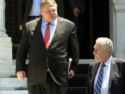 Αναβρασμός στα κόμματα της συγκυβέρνησης...