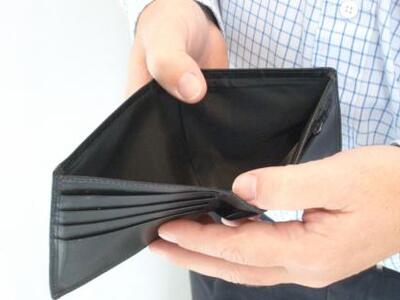 Πάτρα: Με τις κούτες τα κλεμμένα πορτοφό...