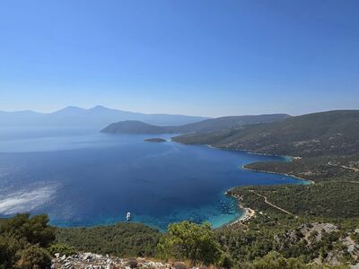 Ποια νησιά στην Ελλάδα έφτασαν το 100% π...