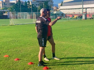 Η πρώτη προπόνηση του Σπύρου Μπαξεβάνου ...