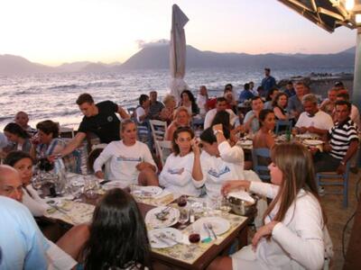 Δείτε τις φωτογραφίες από την τελετή ένα...